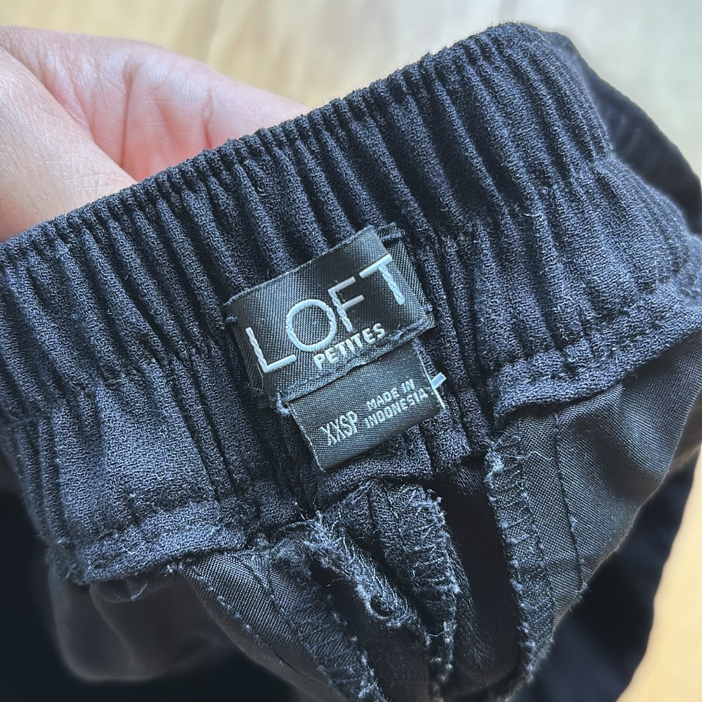 LOFT Pants - Picture 6 of 7